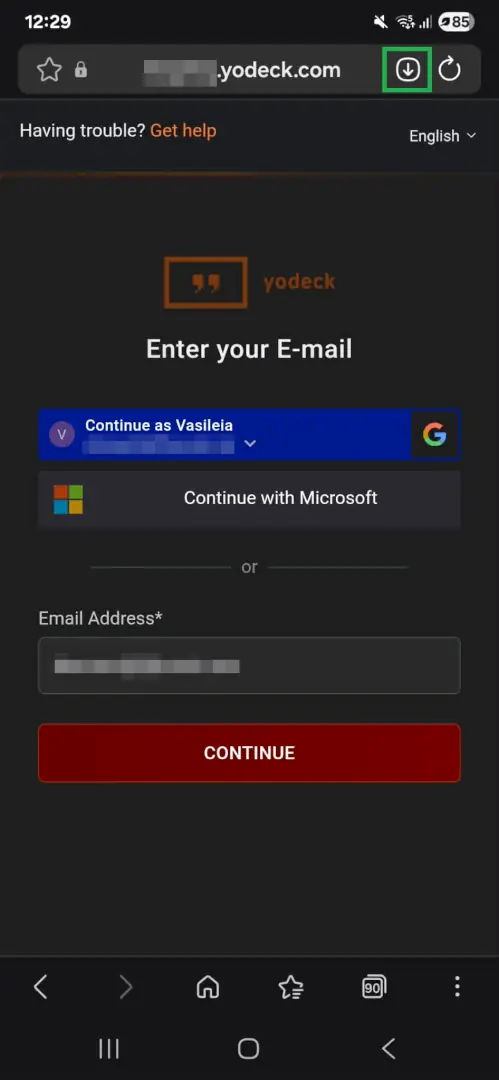 Samsung Internet showing the Yodeck Portal login page with the download icon highlighted in the address bar